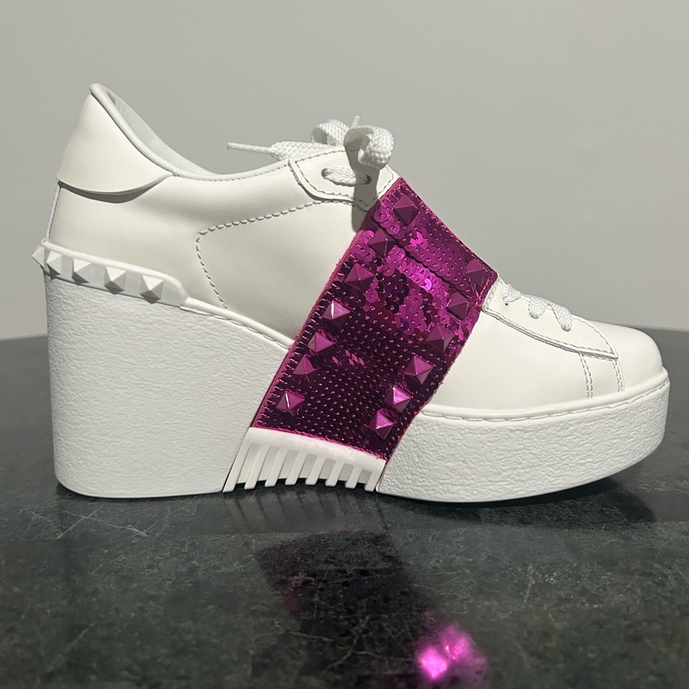 NWOT AUTHENTIC Valentino Garavani Rockstud Untitled Platform Sneakers. BEAUTIFUL - Picture 6 of 16